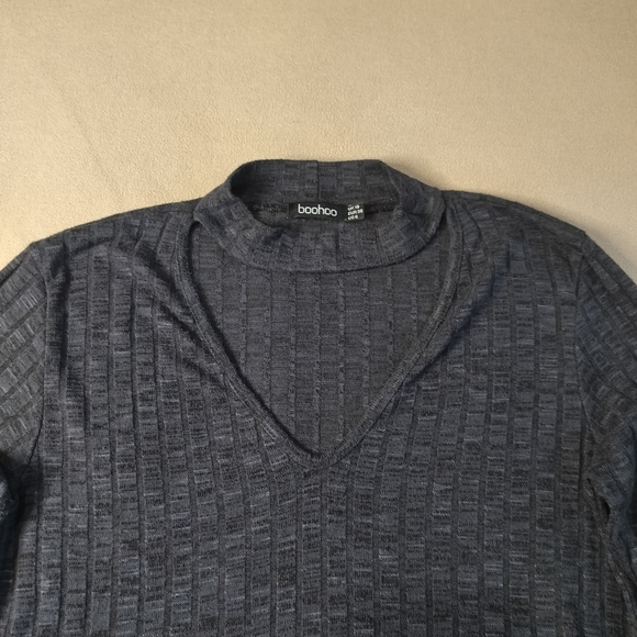 Boohoo Gray Textured Long Sleeve Top. - Picture 2 of 12